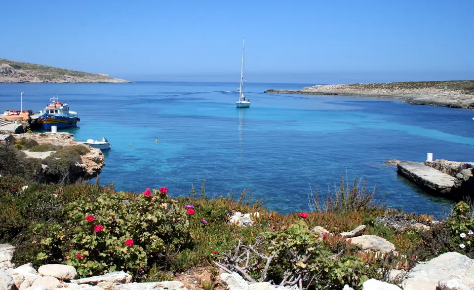 San Niklaw Bay, Malta